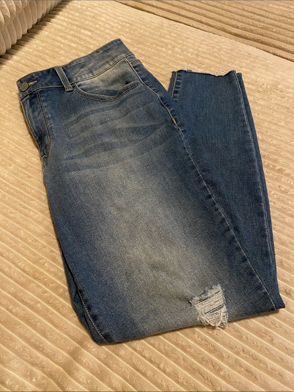 High Waisted Crop Jeans